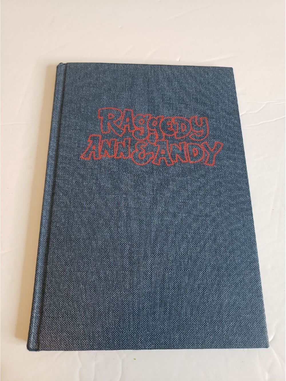 Raggedy Ann and Andy Book 1977